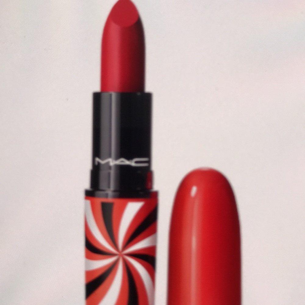 MAC cosmetics WILD CARD 💋matte lipstick NEW 💄
